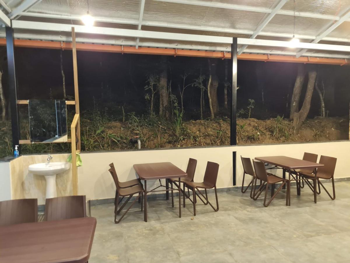 Captain'S Camp Sirsi 외부 사진