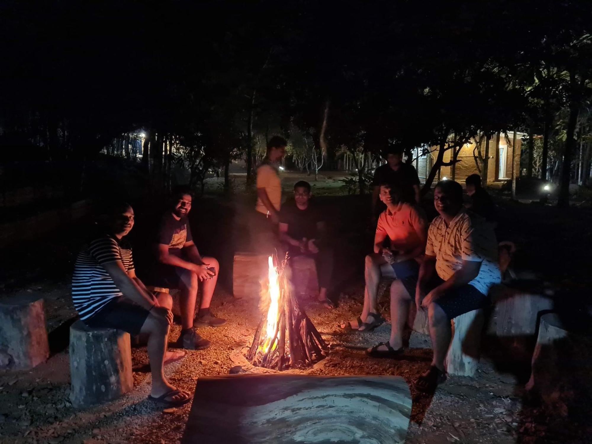 Captain'S Camp Sirsi 외부 사진